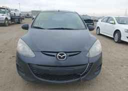 2013 MAZDA MAZDA2
