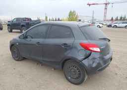 2013 MAZDA MAZDA2