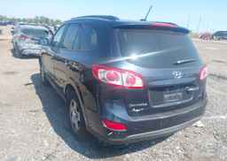 2012 HYUNDAI SANTA FE SE