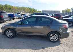 2013 MAZDA 3 I
