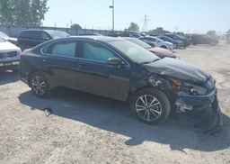 2024 KIA FORTE EX