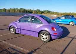 2006 VOLKSWAGEN NEW BEETLE 2.5L LUXURY