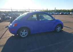 2006 VOLKSWAGEN NEW BEETLE 2.5L LUXURY