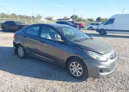 2012 HYUNDAI ACCENT GL