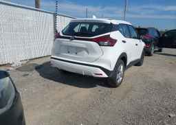 2022 NISSAN KICKS S