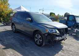 2017 NISSAN PATHFINDER