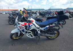 2025 HONDA CRF1000 D