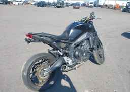 2021 YAMAHA MT09