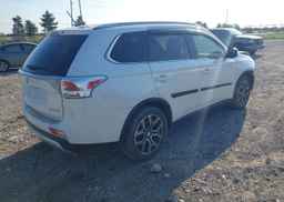 2015 MITSUBISHI outlander