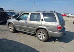 2004 NISSAN PATHFINDER SE