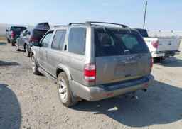 2004 NISSAN PATHFINDER SE
