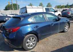 2015 MAZDA MAZDA3