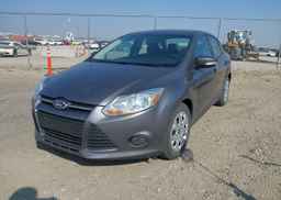 2013 FORD FOCUS SE