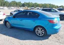 2011 MAZDA 3 S