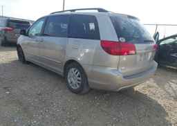 2005 TOYOTA SIENNA CE