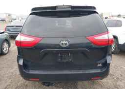 2018 TOYOTA SIENNA