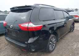 2018 TOYOTA SIENNA