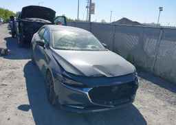 2022 MAZDA MAZDA3 GT W