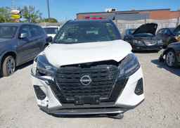 2024 NISSAN KICKS