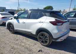 2024 NISSAN KICKS