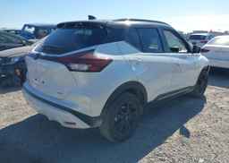 2024 NISSAN KICKS