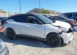 2024 NISSAN KICKS