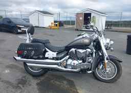 2011 SUZUKI VLR1800