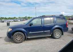 2008 NISSAN PATHFINDER SE V8