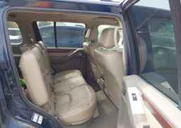 2008 NISSAN PATHFINDER SE V8