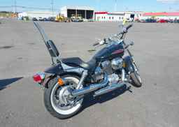 2001 HONDA VT750 DC