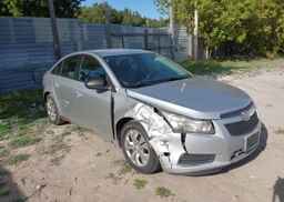 2014 CHEVROLET CRUZE LS
