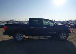 2019 NISSAN TITAN SV