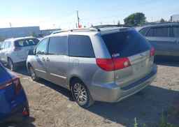 2008 TOYOTA SIENNA XLE