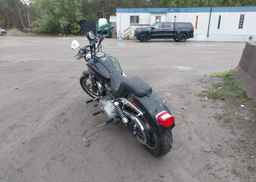 2010 HARLEY-DAVIDSON FXD
