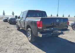 2012 NISSAN TITAN PRO-4X