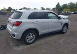 2022 MITSUBISHI RVR SE