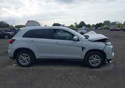 2022 MITSUBISHI RVR SE