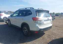 2022 SUBARU FORESTER TOURING