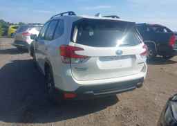2022 SUBARU FORESTER TOURING
