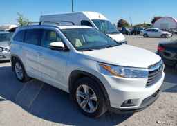 2016 TOYOTA HIGHLANDER LIMITED