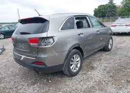 2017 KIA SORENTO LX
