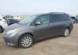 2014 TOYOTA SIENNA XLE