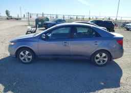 2010 KIA FORTE 2.0L EX