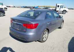 2010 KIA FORTE 2.0L EX