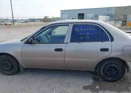 2001 TOYOTA COROLLA CE