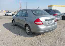 2011 NISSAN VERSA 1.6 BASE