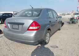 2011 NISSAN VERSA 1.6 BASE
