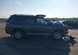 2012 TOYOTA HIGHLANDER V6