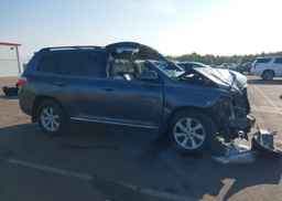 2012 TOYOTA HIGHLANDER V6