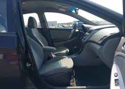 2012 HYUNDAI ACCENT GL